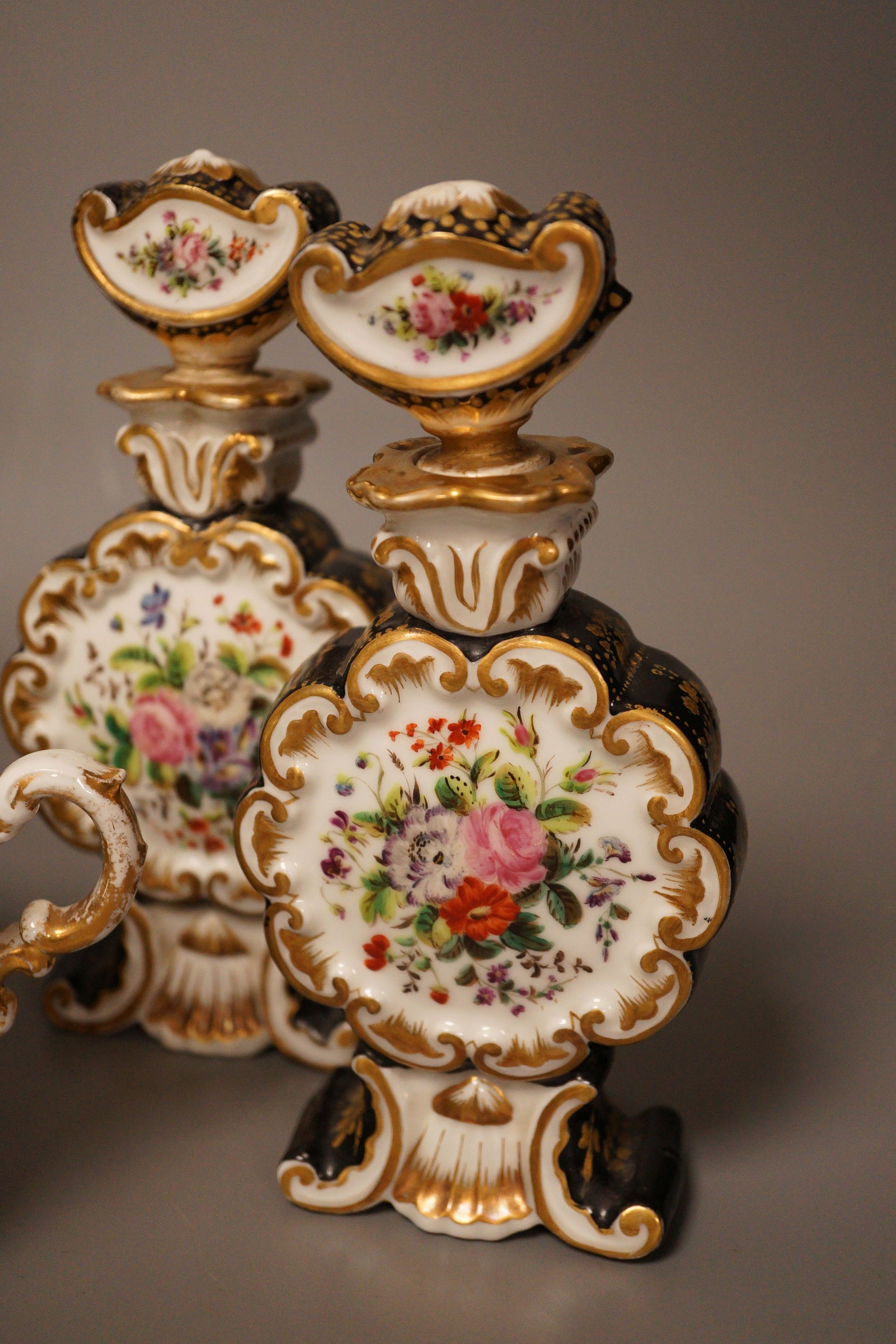 A 19th century Meissen sucrier, a Sevres style Chateau de Chambord plate and a pair of Paris porcelain scent bottles